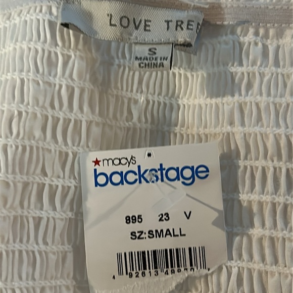 Love Tree Smocked Top‎ with Eyelet Sleeves New Size Small White 100% Cotton - Picture 6 of 7